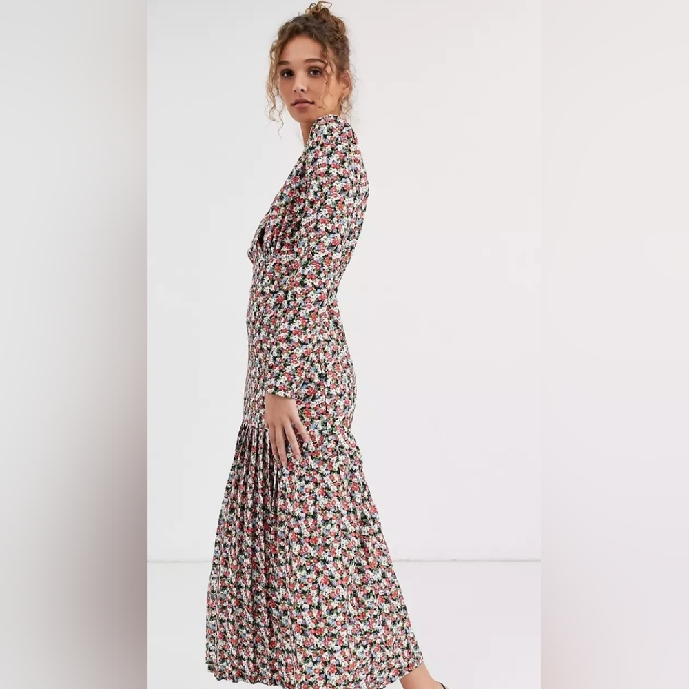 Asos Floral Print Long Sleeve Maxi Tea Dress. Size 2